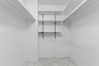 Walk-in closet