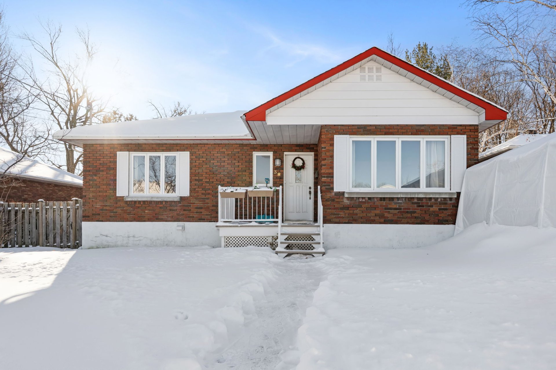 Joelle Bitar / #28344666