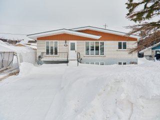 1042 Rue Hervé-Tremblay