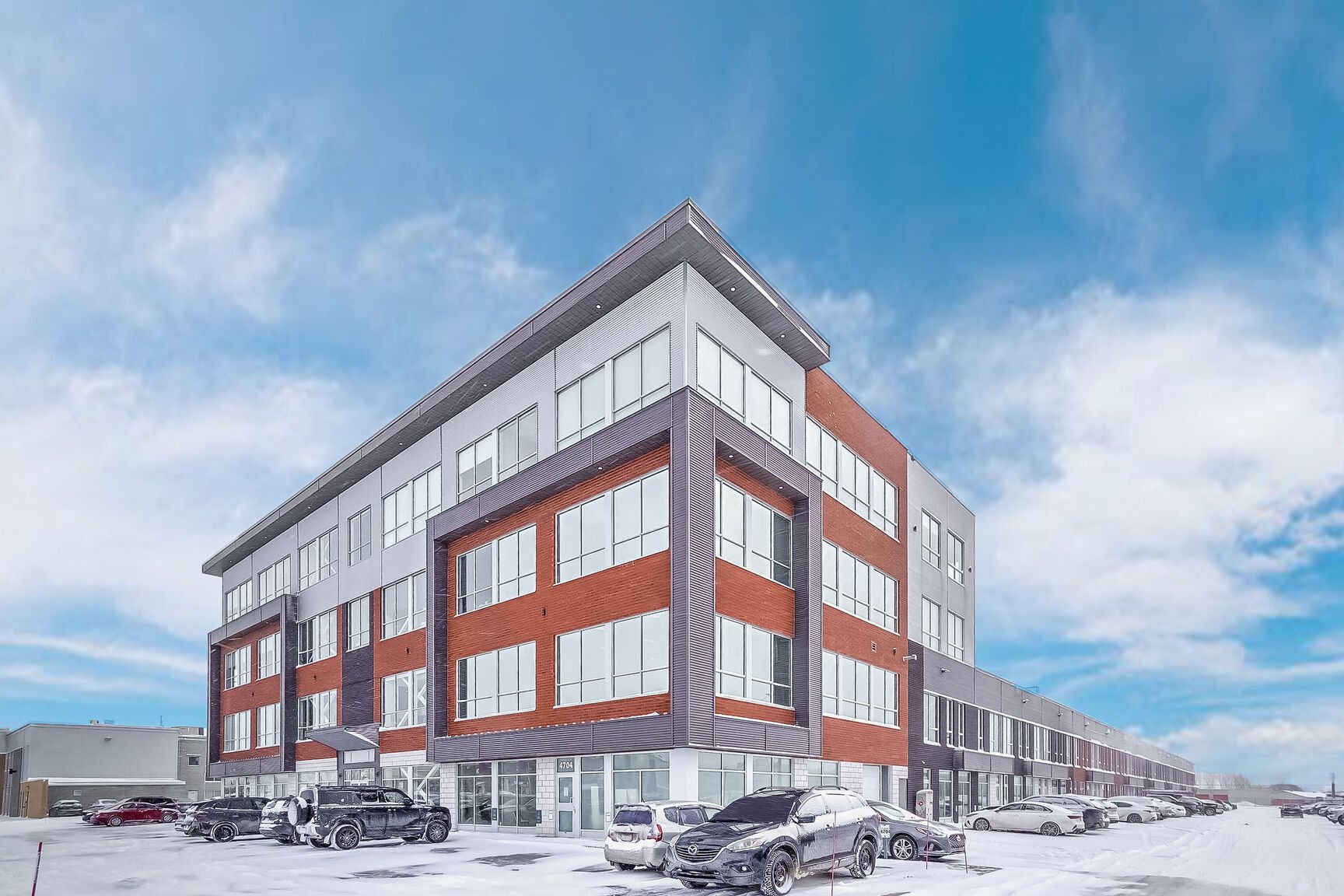 4704 Rue Louis-B.-Mayer
