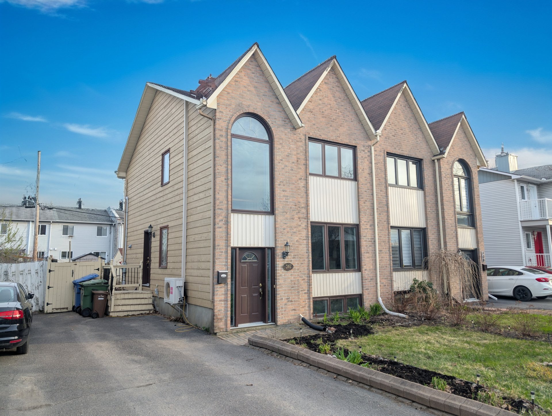  312 Rue Pierre-Lafontaine