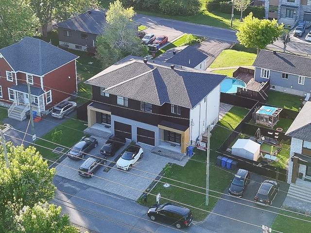 2442 Rue Thérèse