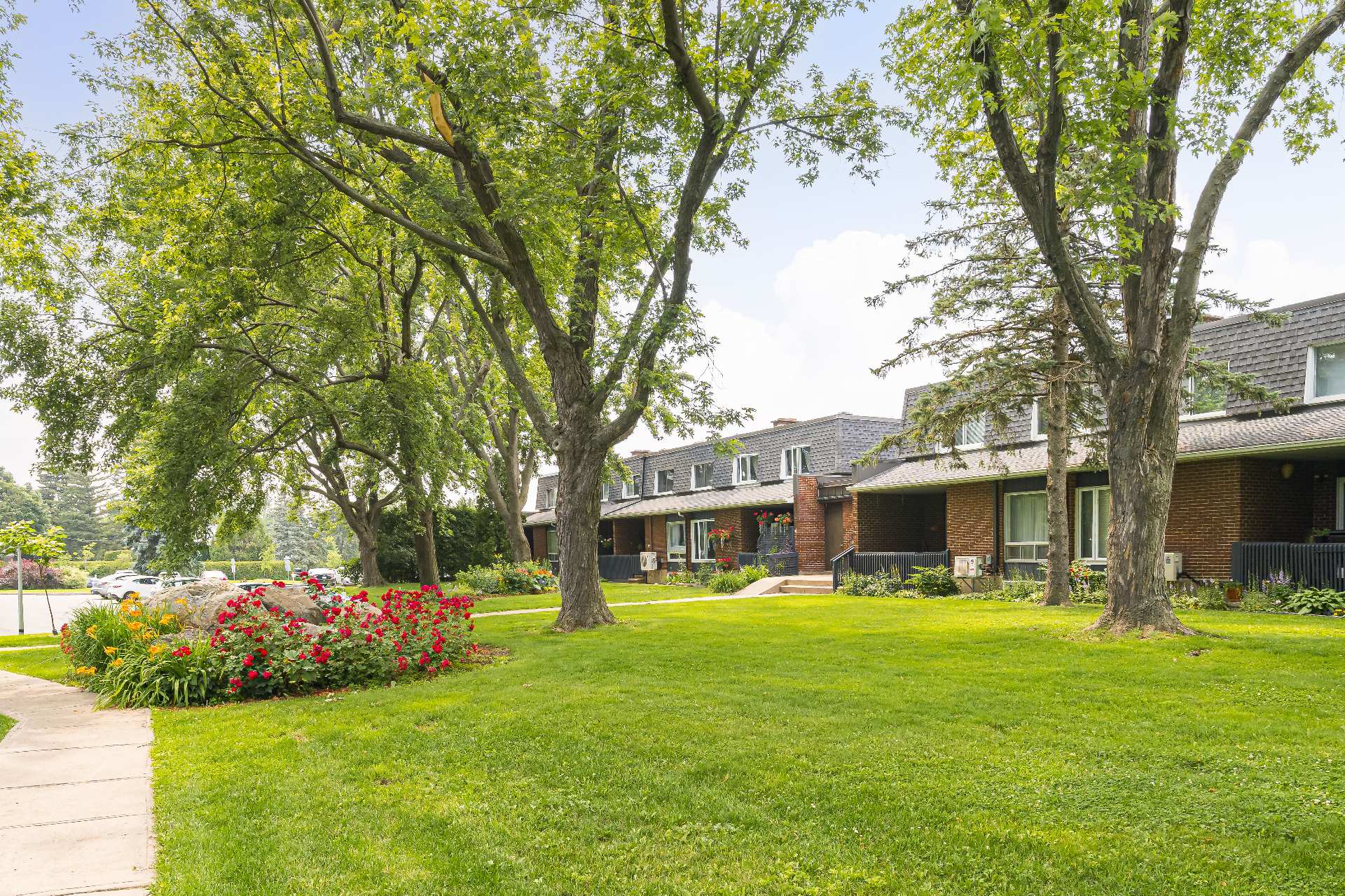 #101 - 11Z Boul. Kirkland