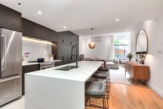#114 - 869 Av. Viger E.