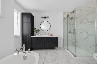 Salle de bains attenante à la CCP