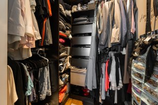 Walk-in closet