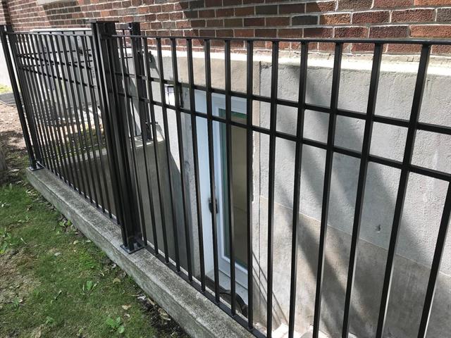 5351A Av. de Monkland