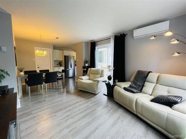 #C - 241 Rue du Sacré-Coeur