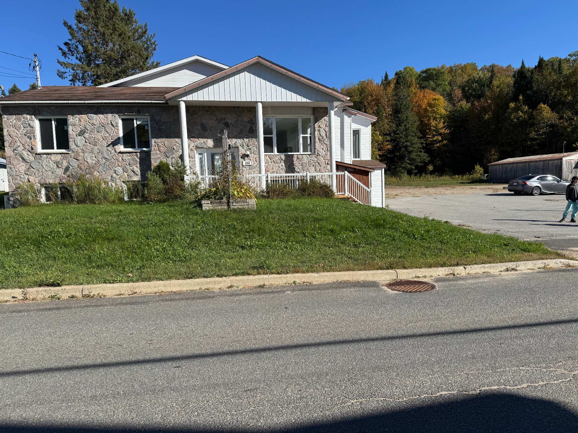  334 Route des Cantons