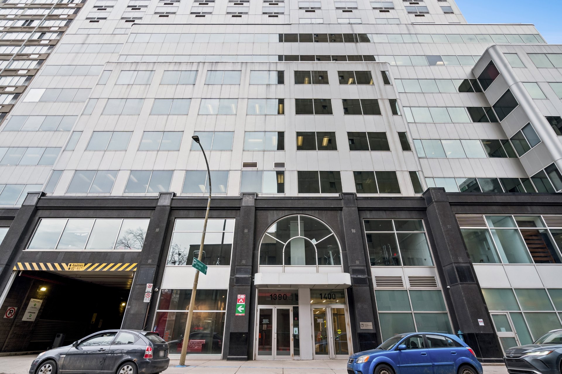 #1605 - 1390 Rue du Fort