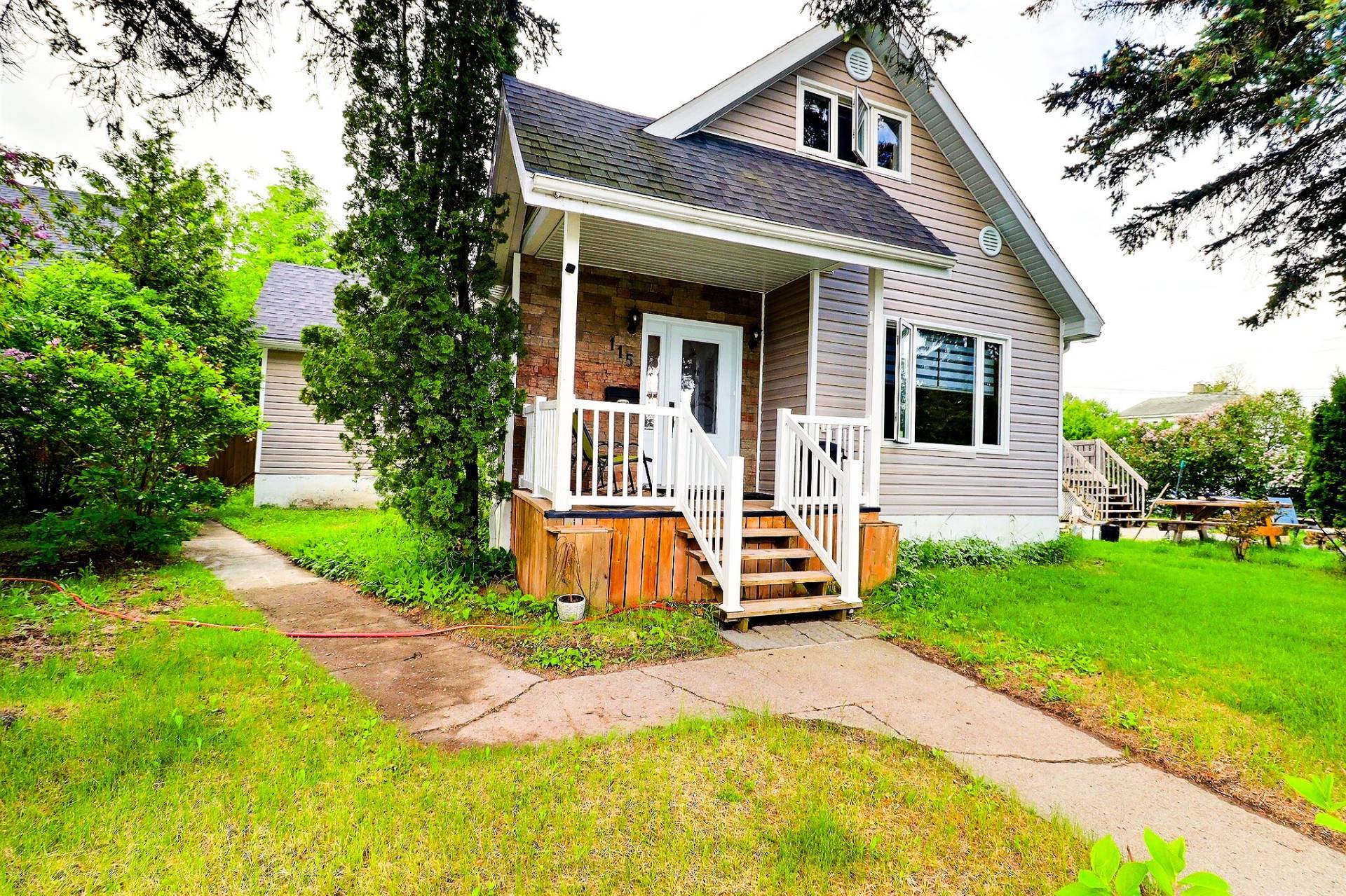115 Rue Montcalm