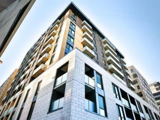 #303 - 1182 Rue Crescent