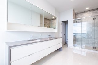 Ensuite bathroom