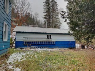 Shed