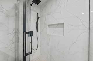 Salle de bains attenante à la CCP