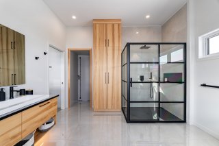 Salle de bains attenante à la CCP