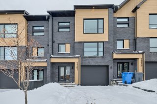 2181 Rue de la Fileuse