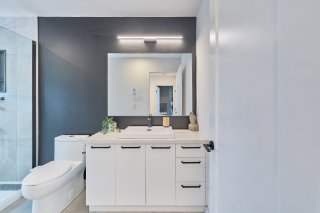 Salle de bains attenante à la CCP