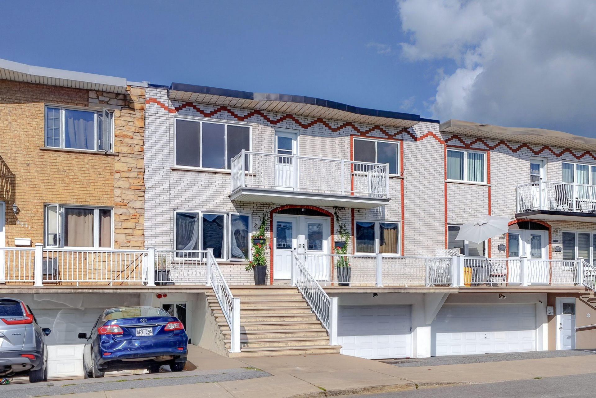 2437 Rue Harrigan