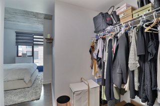 Walk-in closet