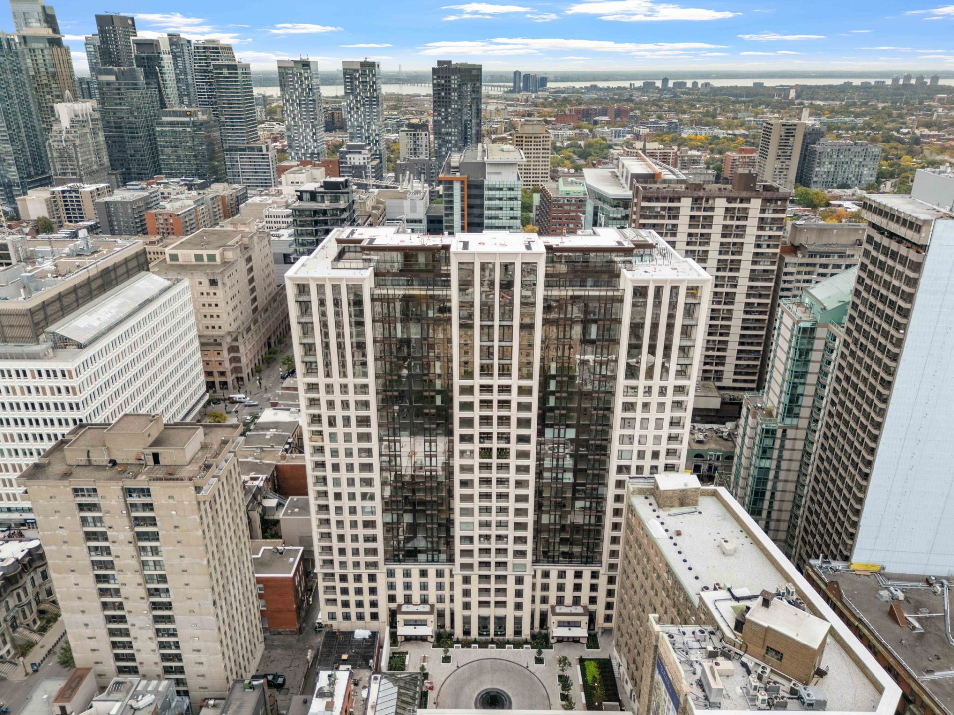 #1527 - 1518 Rue Sherbrooke O.