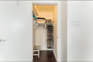 Walk-in closet