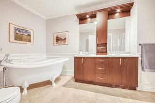 Salle de bains attenante à la CCP
