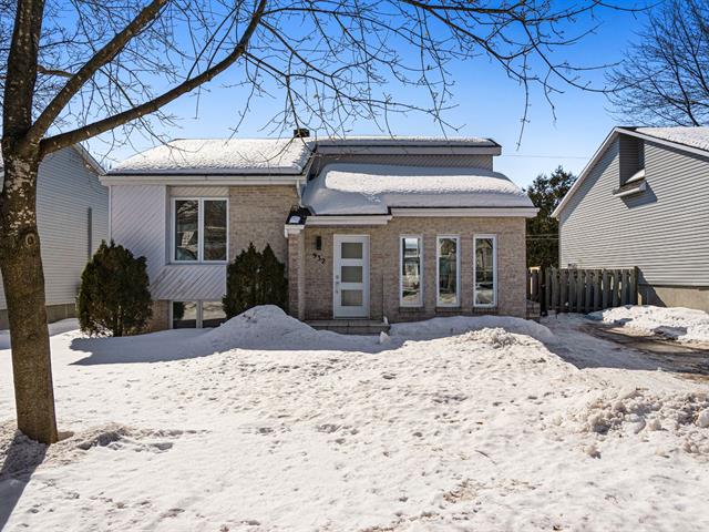 932 Rue des Cerisiers