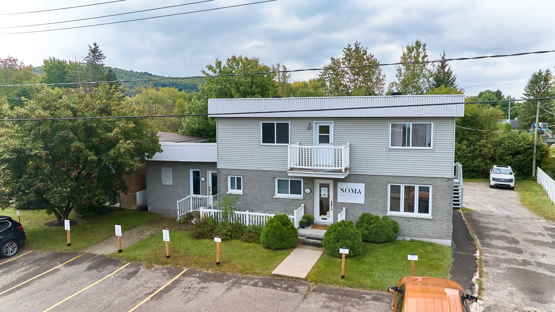 1243 Rue de St-Jovite — photo 1