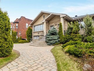 691 Av. Victoria