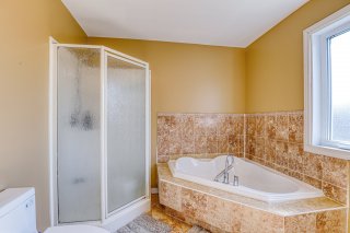 Salle de bains attenante à la CCP