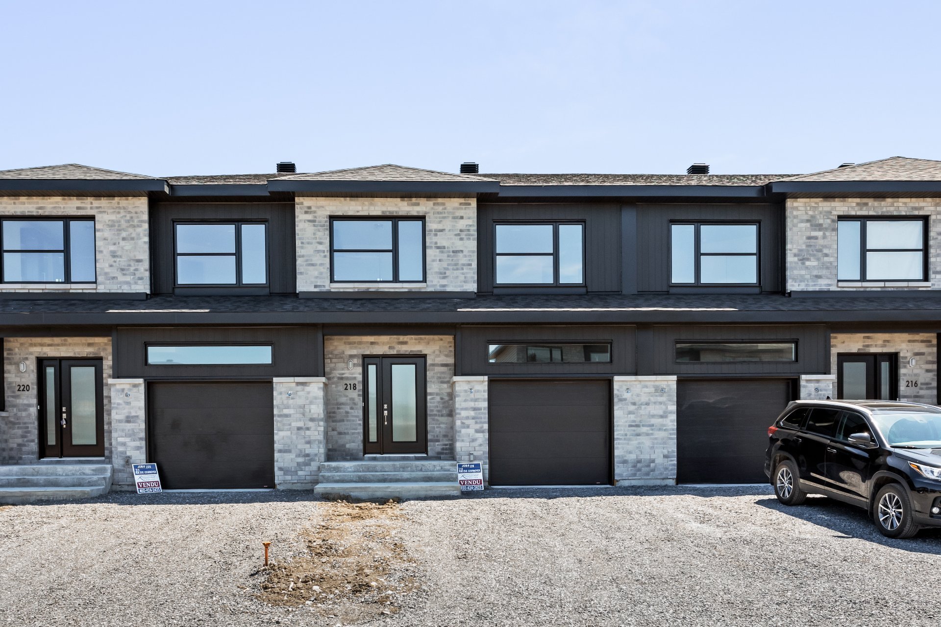 126 Rue Ève-Cournoyer