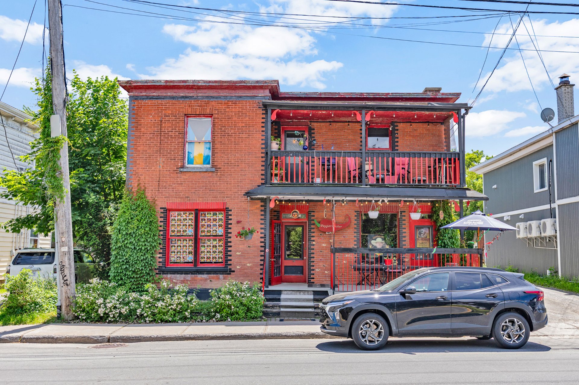 26Z Rue St-Jean-Baptiste E.