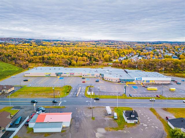 #1 - 597 Av. du Phare E.