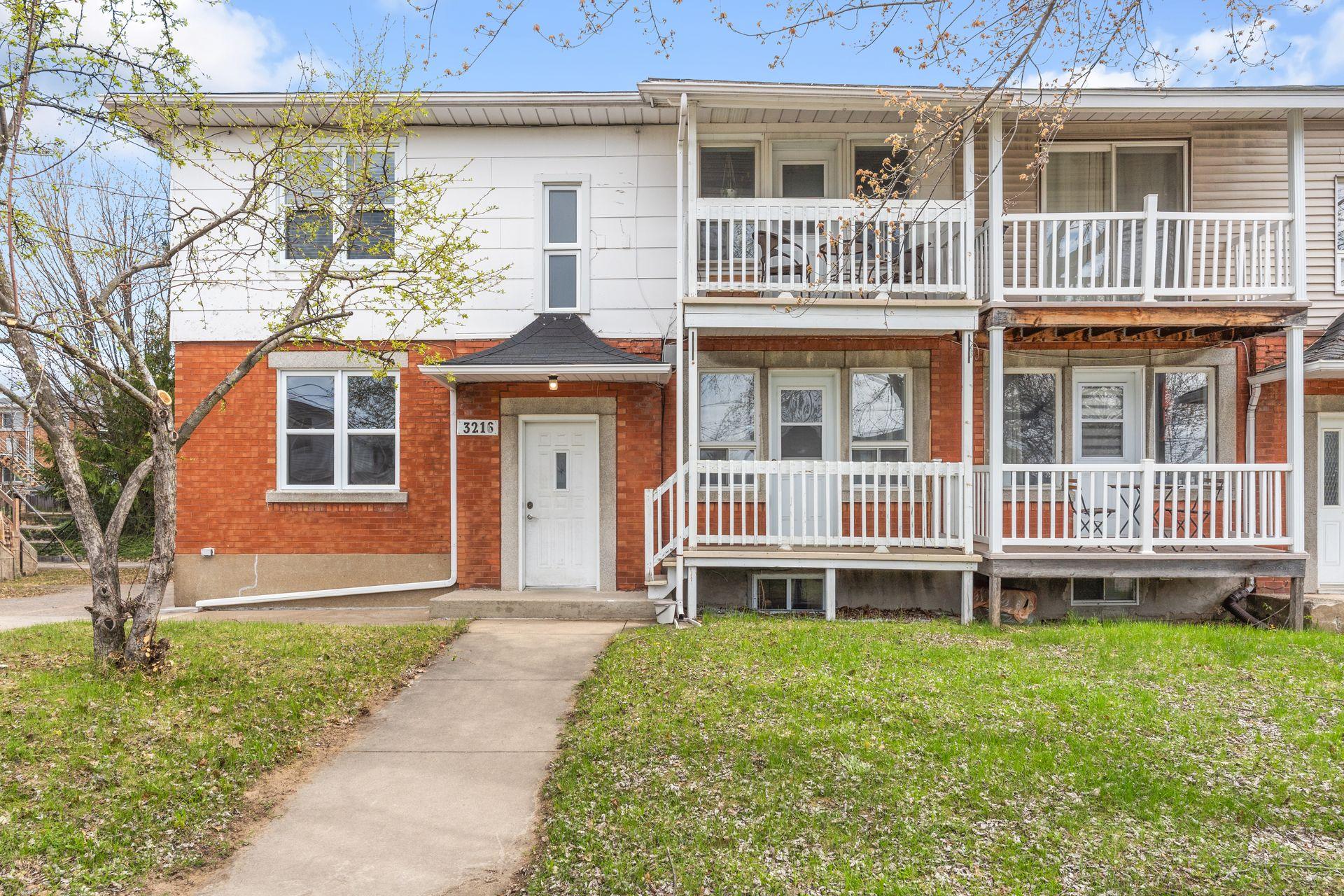 3216 Rue De Francheville