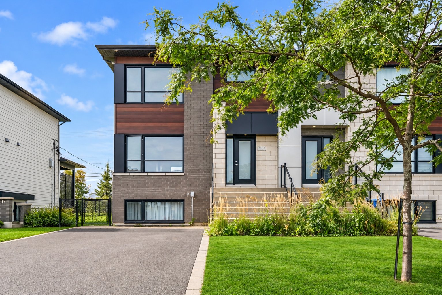 1003 - 1005 Rue Armand-Daigle