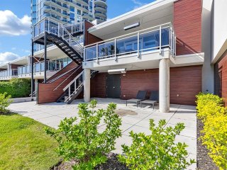 #101 - 255 Rue Étienne-Lavoie