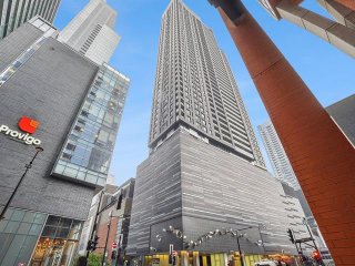 #3715 - 1288 Av. des Canadiens-de-Montréal