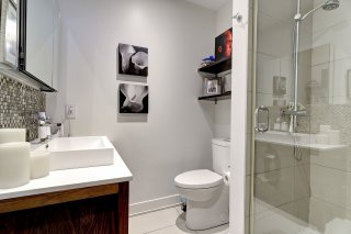 Ensuite bathroom