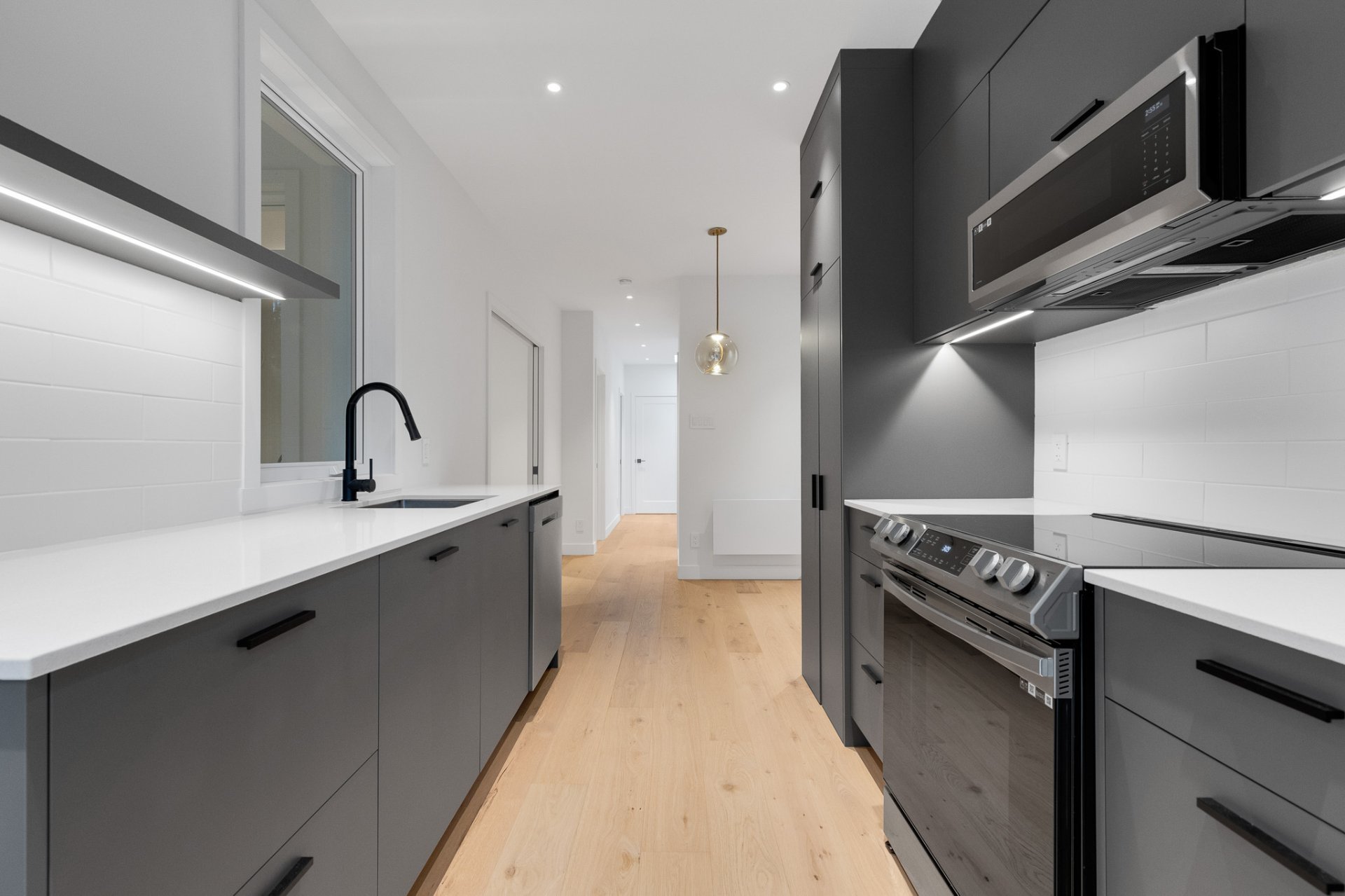 2160 Rue de Bordeaux