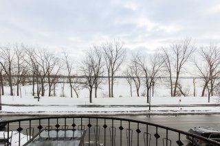 Vue sur l'eau