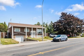 2219 Av. Georges-V