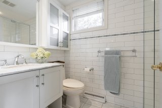 Salle de bains attenante à la CCP