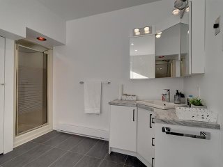 Salle de bains attenante à la CCP