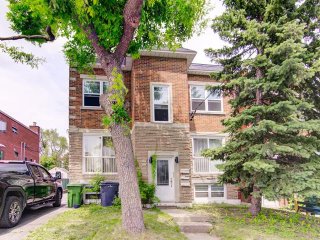 3227 Av. Hector
