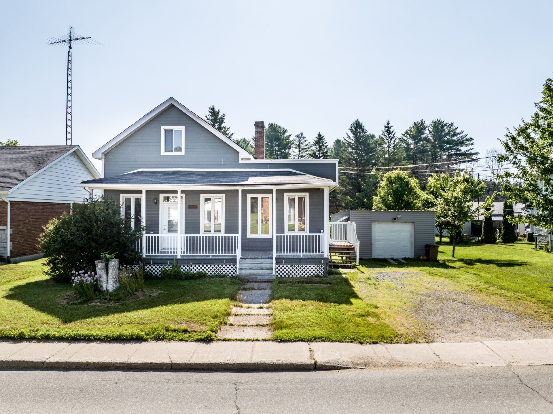 2930 Rue Laflèche