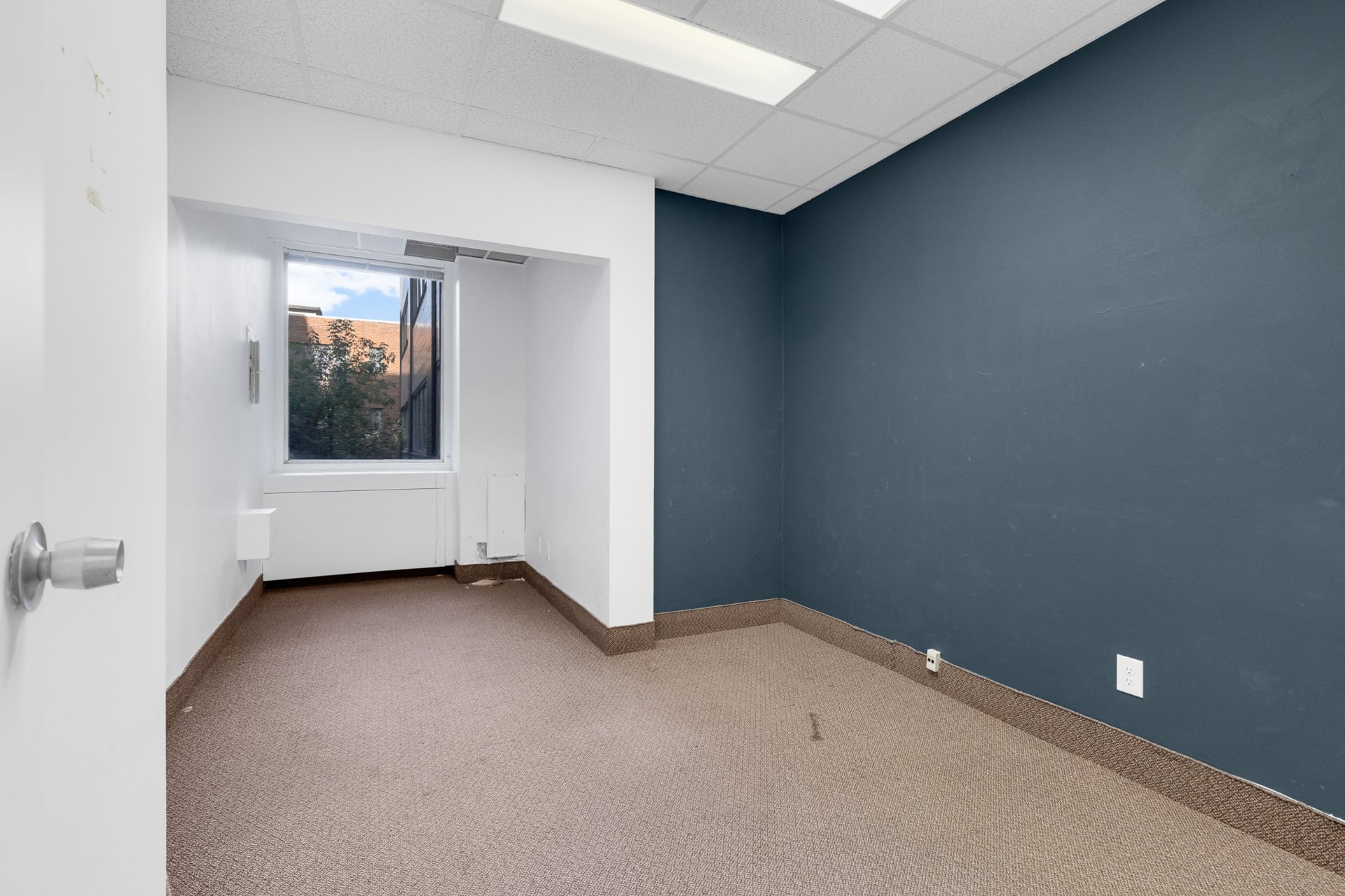 #220 - 5845 Ch. de la Côte-des-Neiges