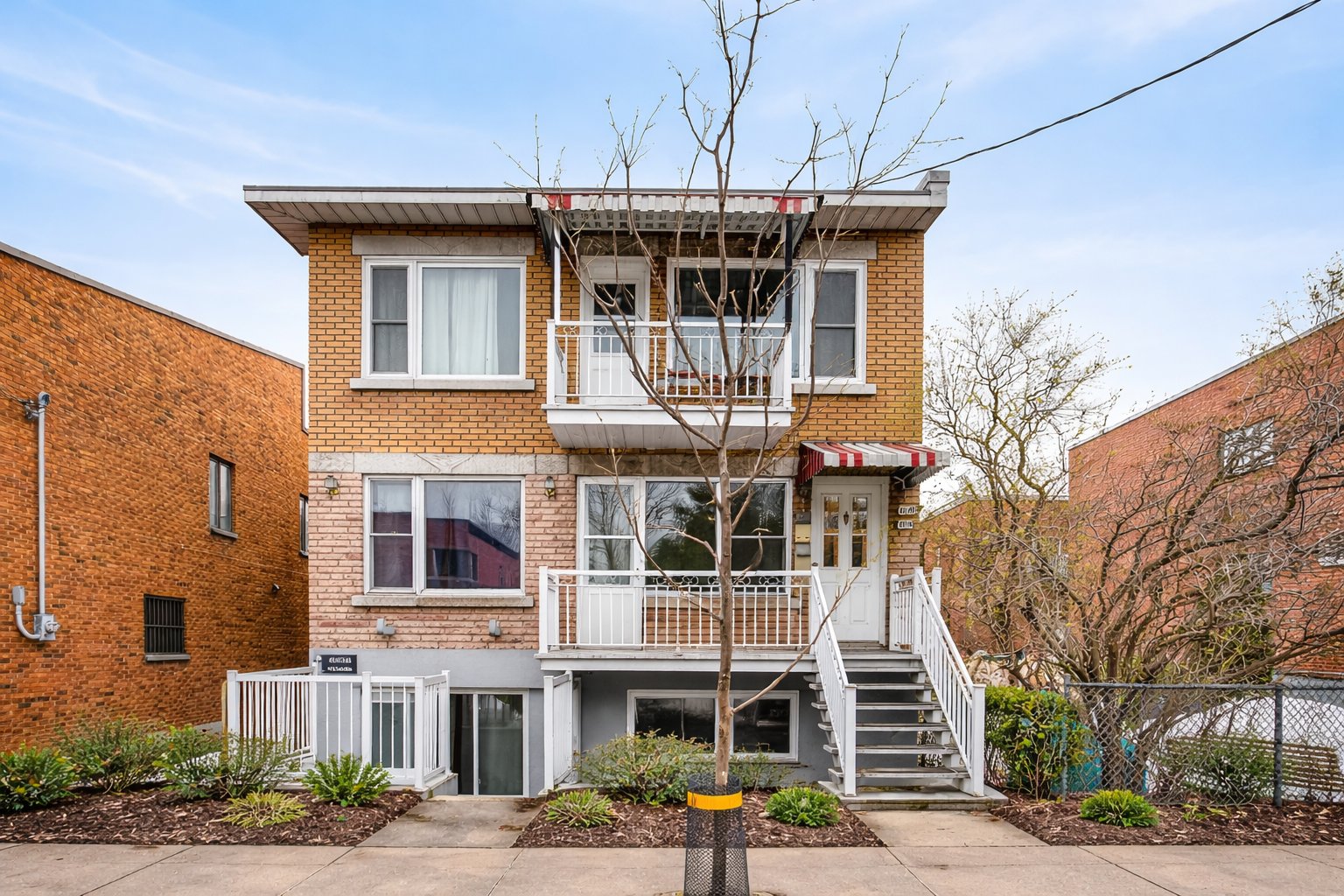 8838 Rue Basile-Routhier