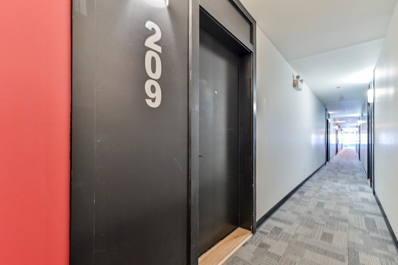 #209 - 50 Ch. de la Carrière