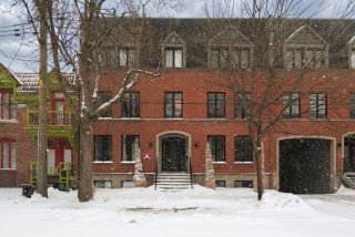 #102 - 270 Rue Bourgeoys